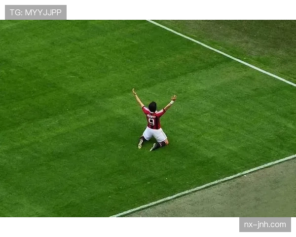 因扎吉如何破解高位防线并持续创造射门机会：解析其引领本赛季关键战走势的战术逻辑